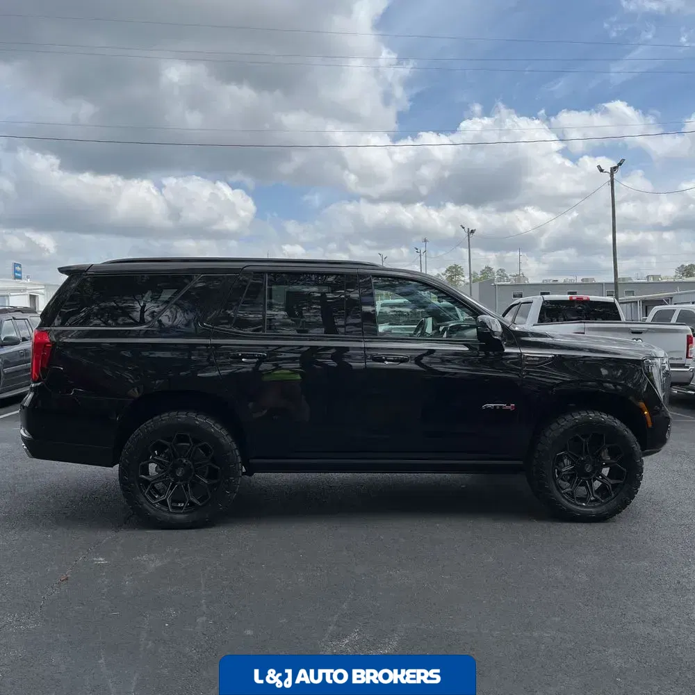 2025 GMC Yukon AT4 Ultimate