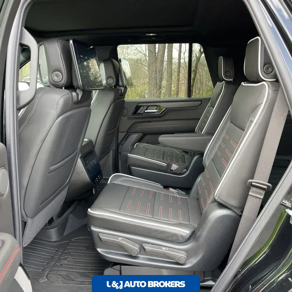 2025 GMC Yukon AT4 Ultimate