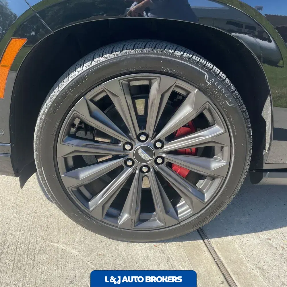 2025 Cadillac Escalade-V Base