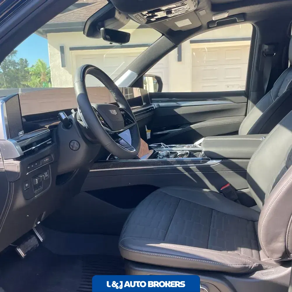 2025 Cadillac Escalade-V Base