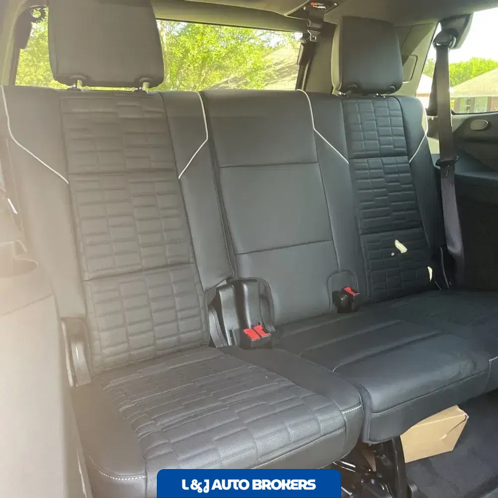 2025 Cadillac Escalade-V Base