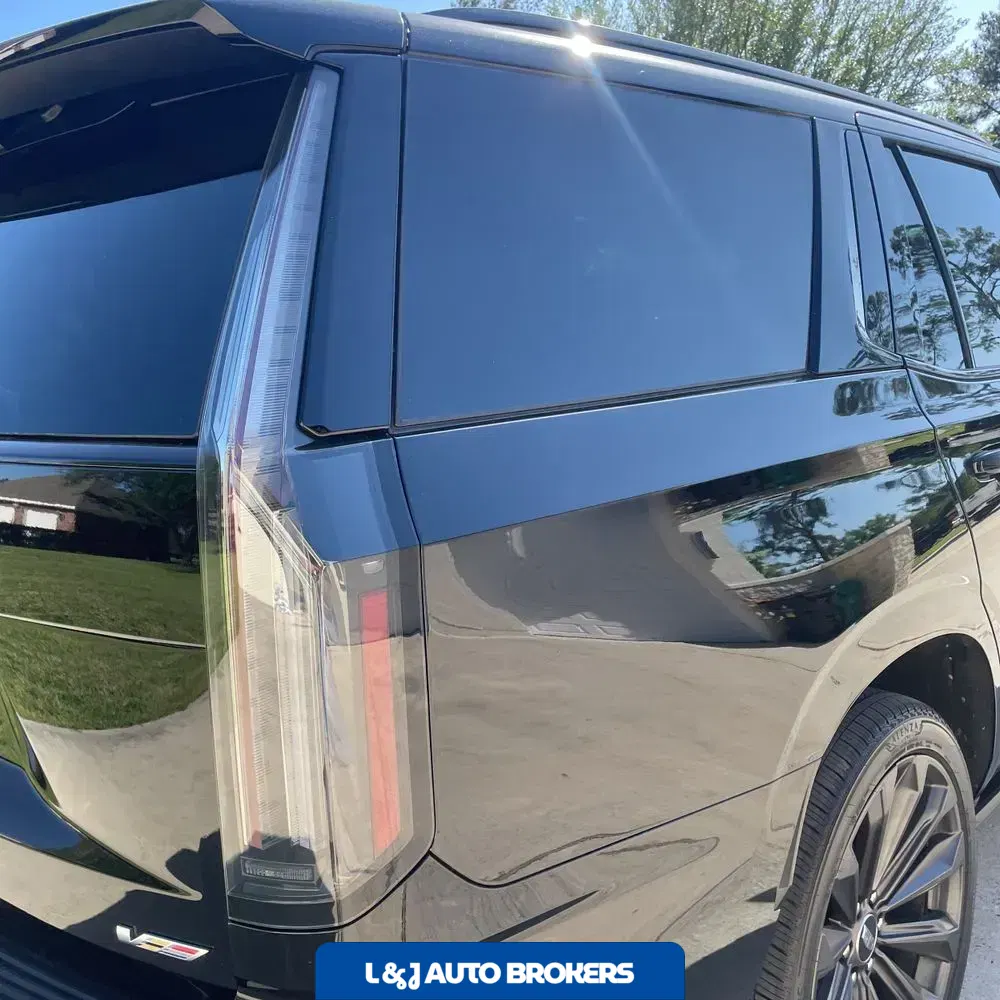 2025 Cadillac Escalade-V Base