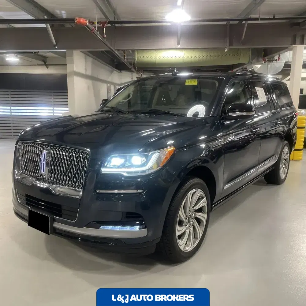 2022 Lincoln Navigator L Reserve