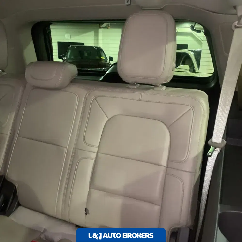2022 Lincoln Navigator L Reserve
