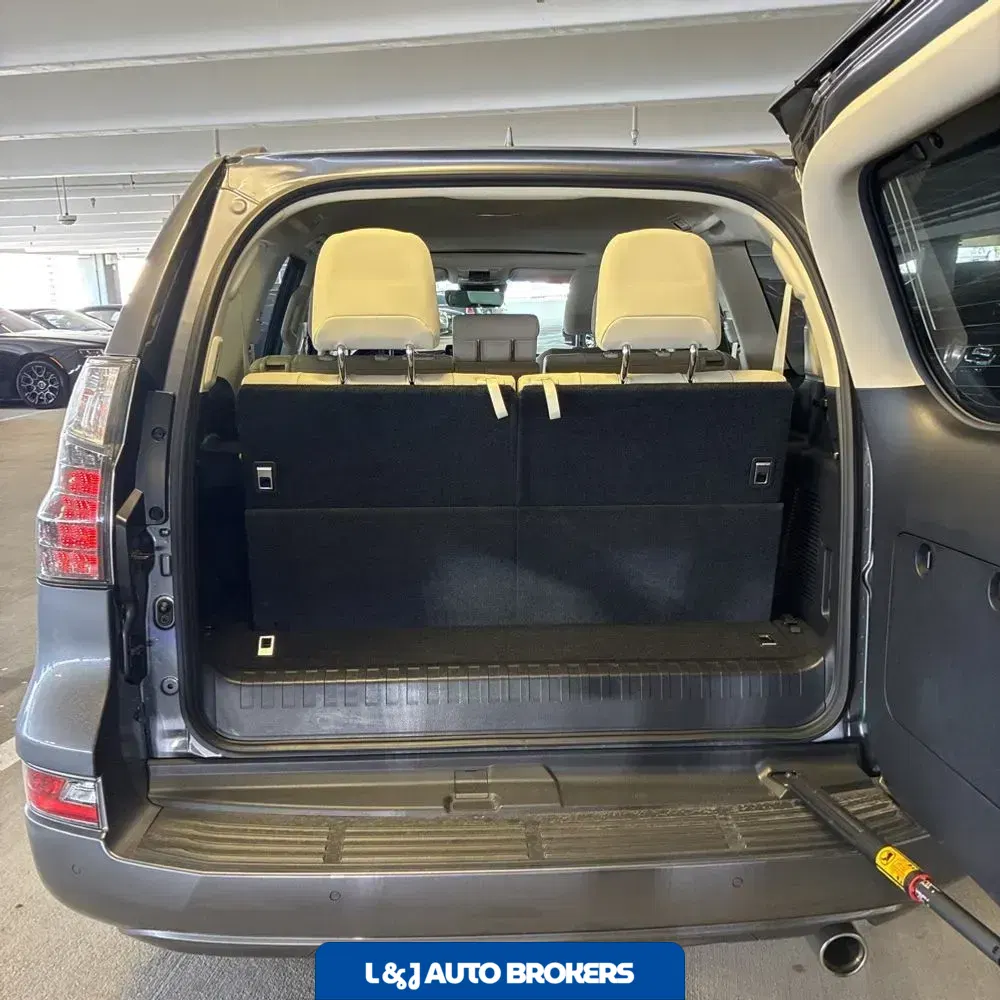 2023 Lexus GX 460 Base