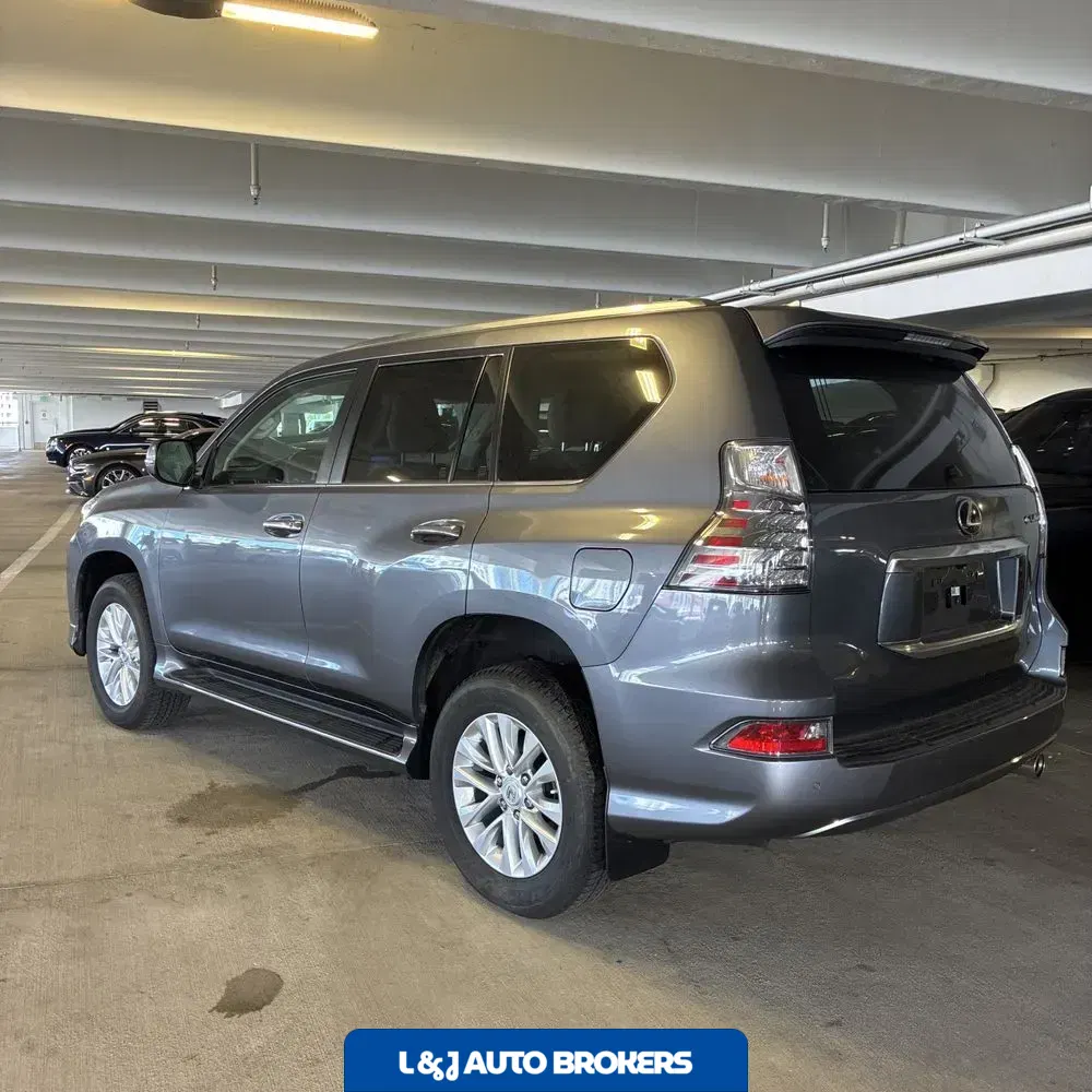 2023 Lexus GX 460 Base