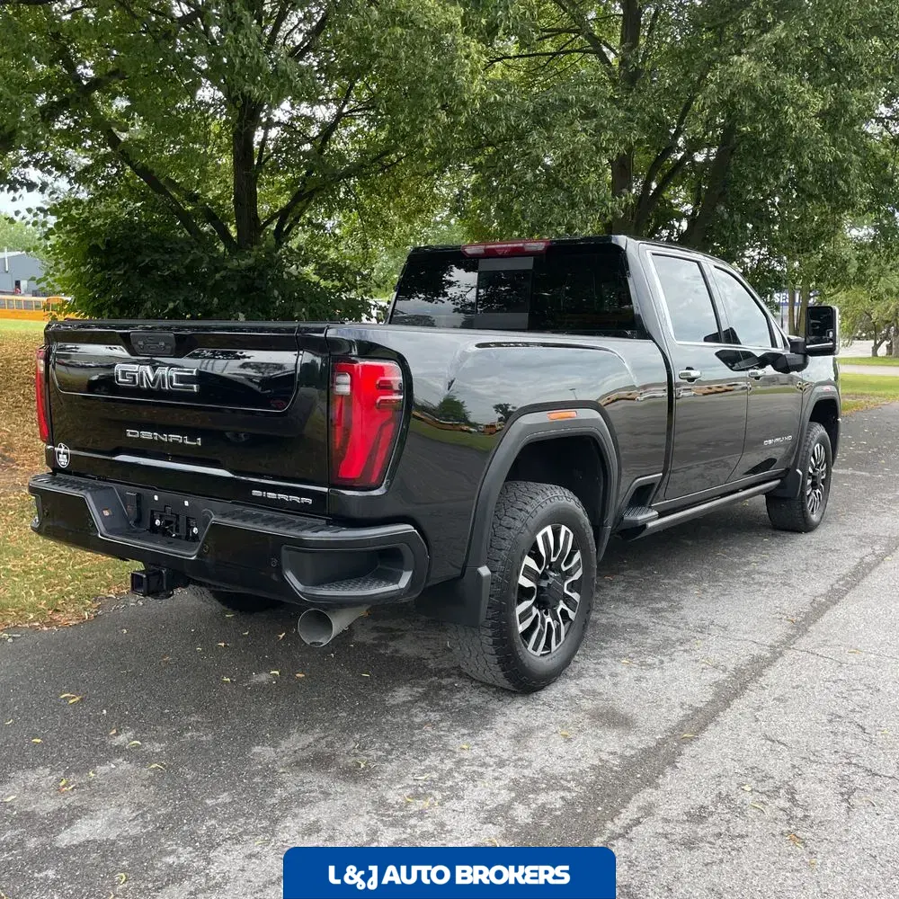 2024 GMC Sierra 3500 Denali Ultimate