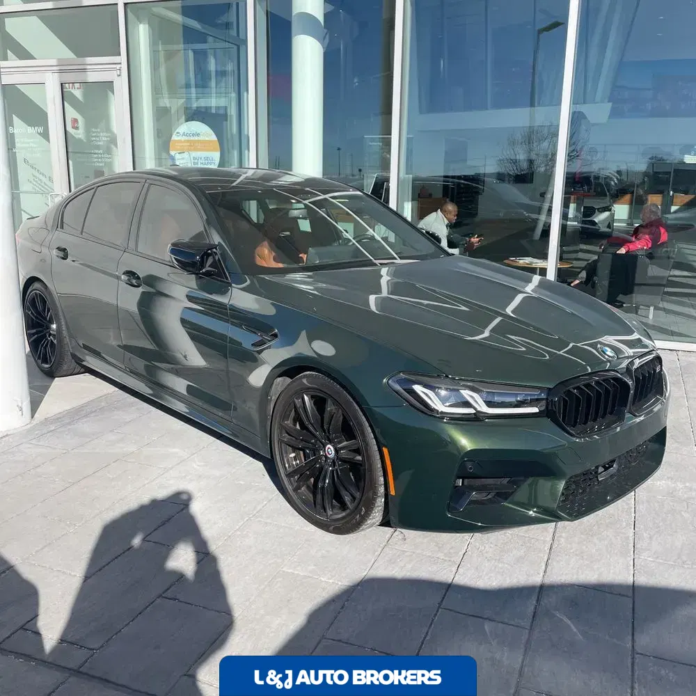 2023 BMW M5