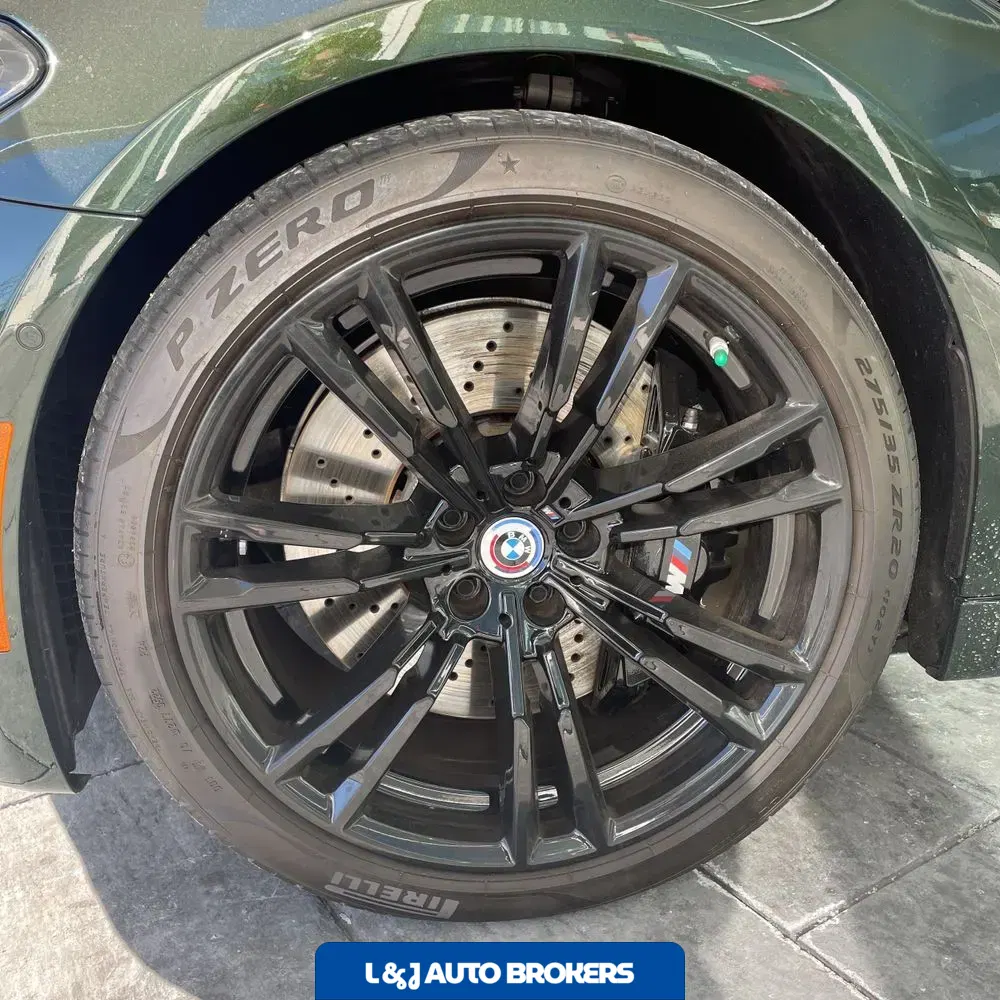 2023 BMW M5