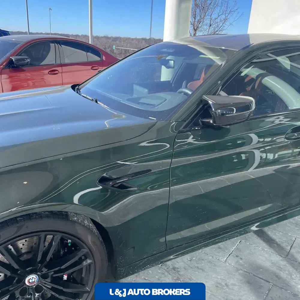 2023 BMW M5