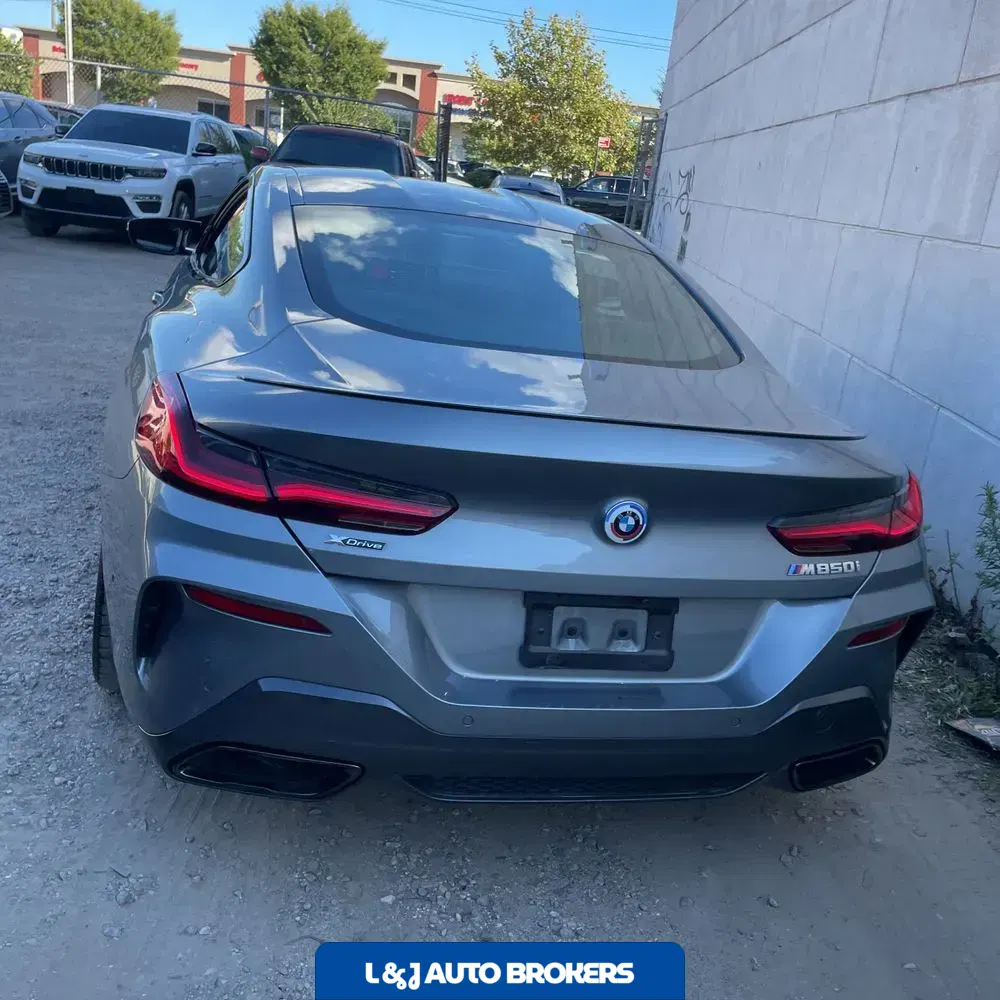 2023 BMW 8-Series M850xi