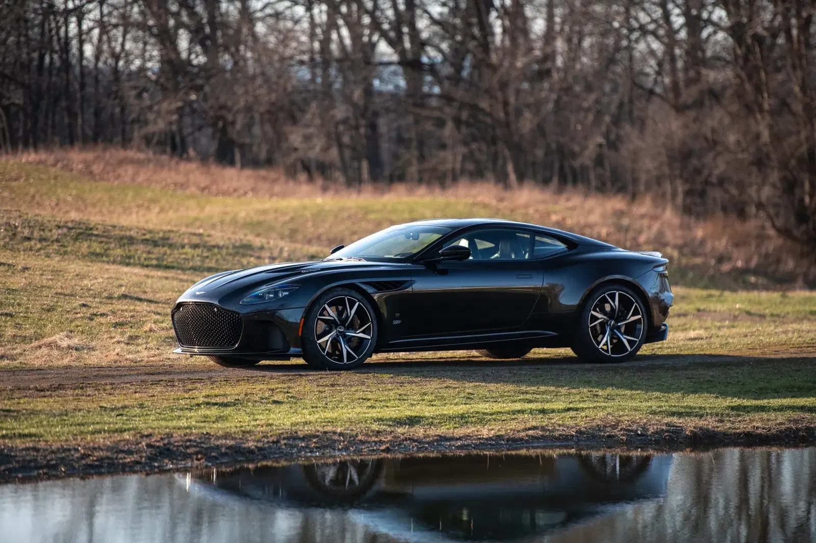 2021 Aston Martin DBS Superleggera 007 Edition