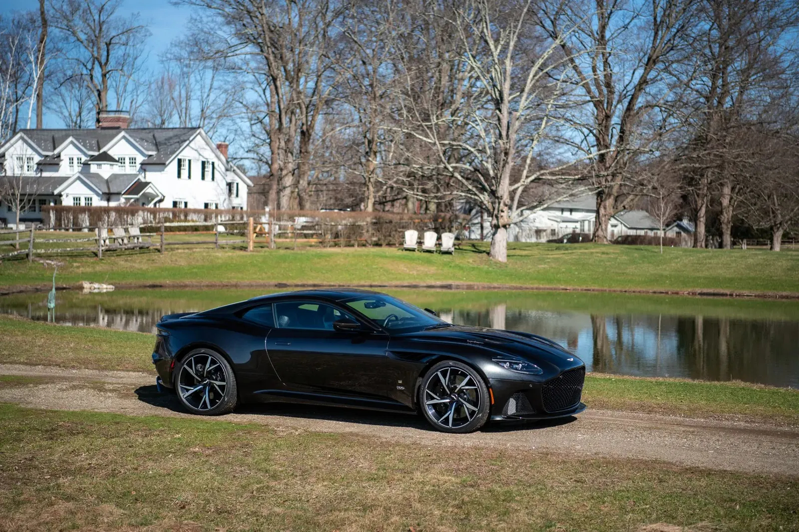 2021 Aston Martin DBS Superleggera 007 Edition
