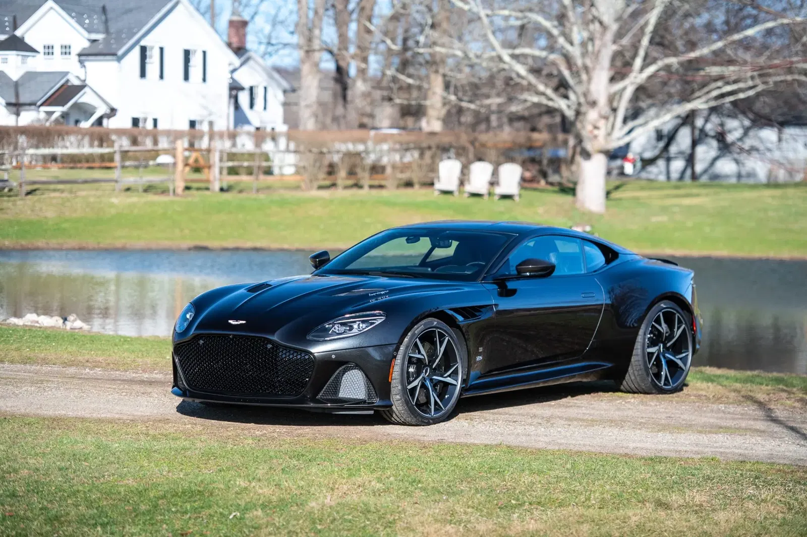 2021 Aston Martin DBS Superleggera 007 Edition