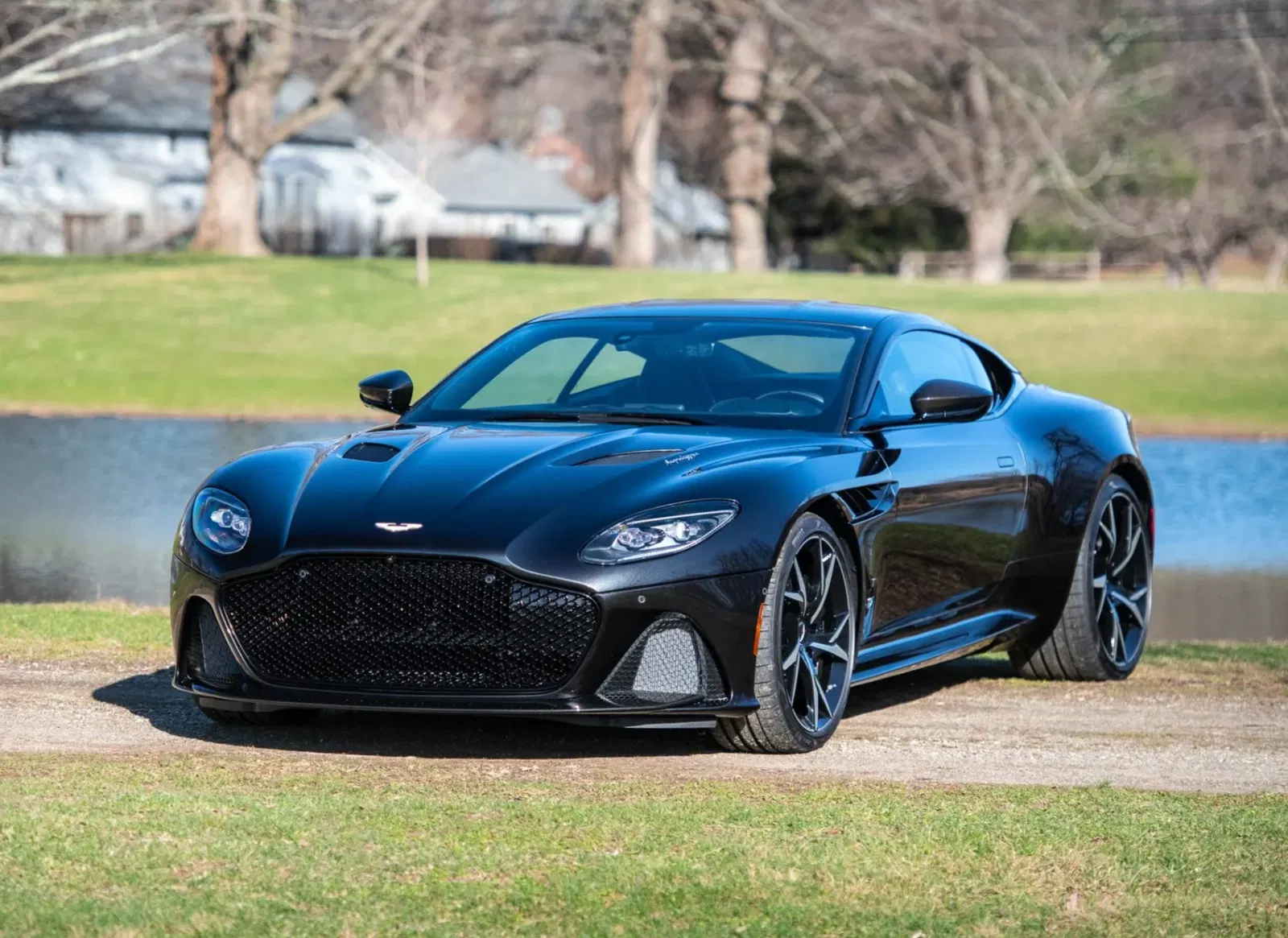 2021 Aston Martin DBS Superleggera 007 Edition