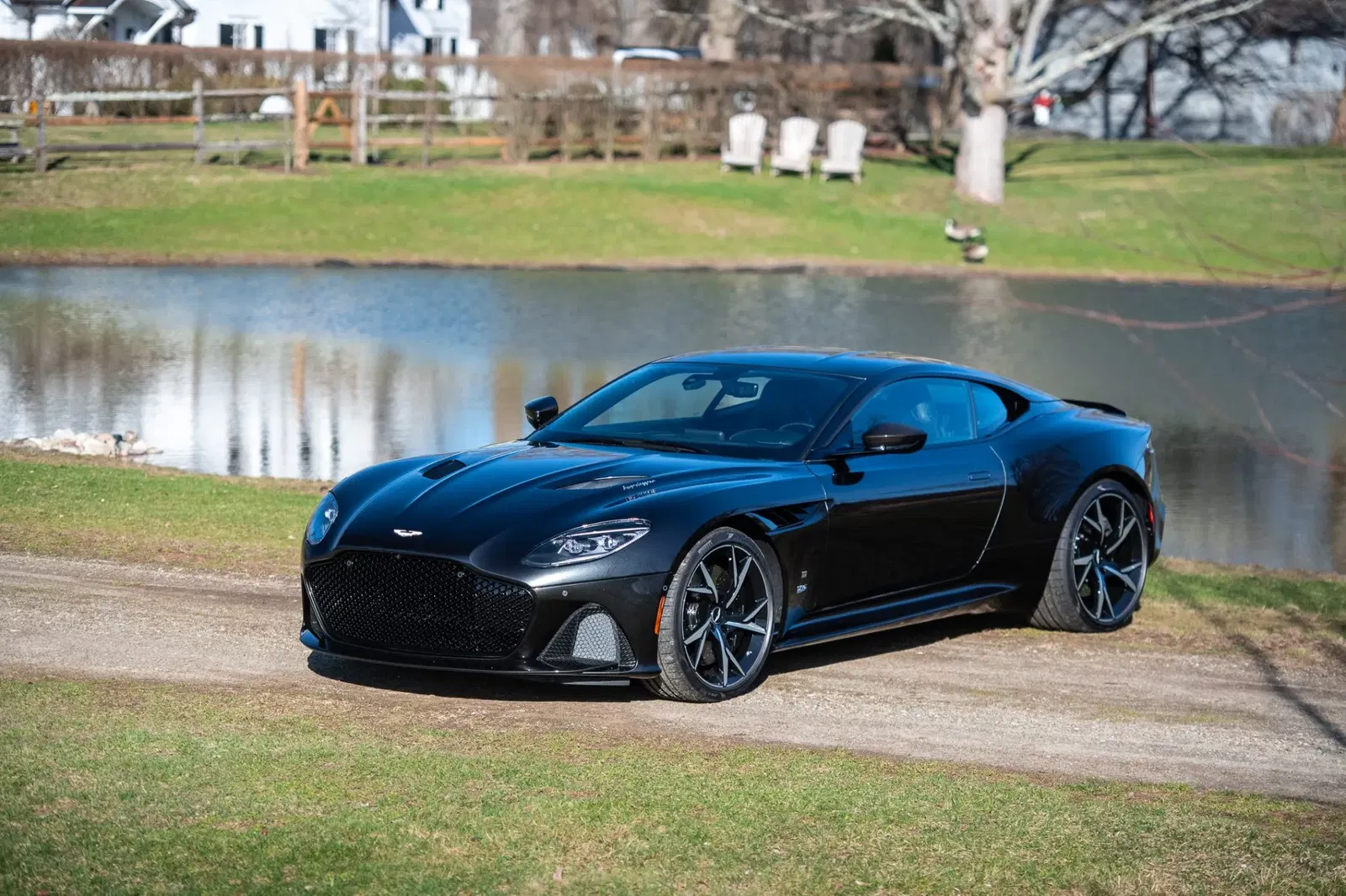 2021 Aston Martin DBS Superleggera 007 Edition
