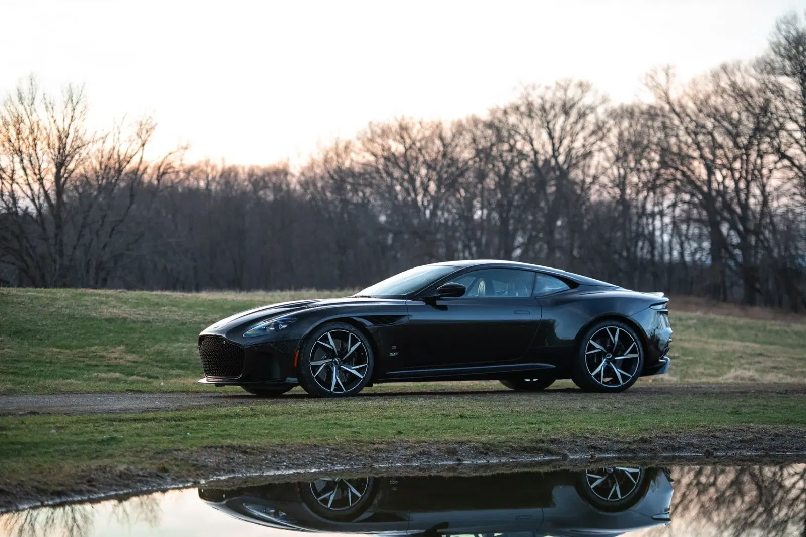 2021 Aston Martin DBS Superleggera 007 Edition