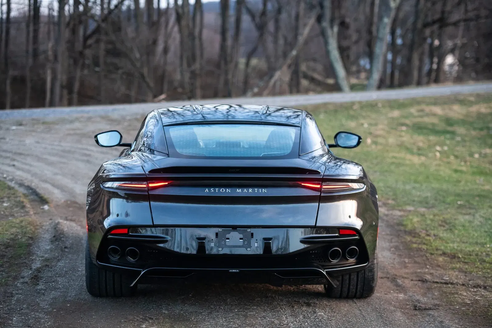2021 Aston Martin DBS Superleggera 007 Edition