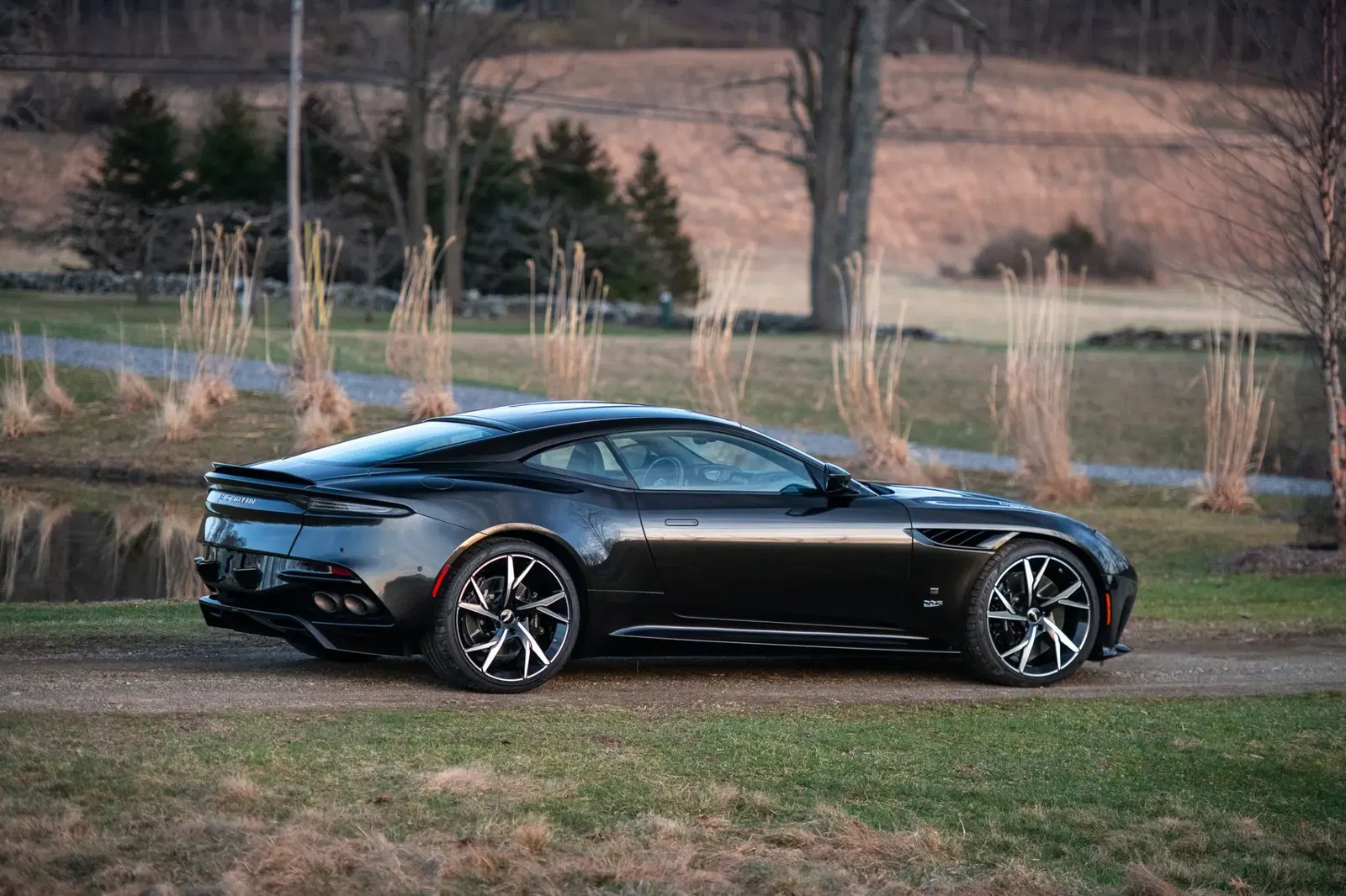 2021 Aston Martin DBS Superleggera 007 Edition