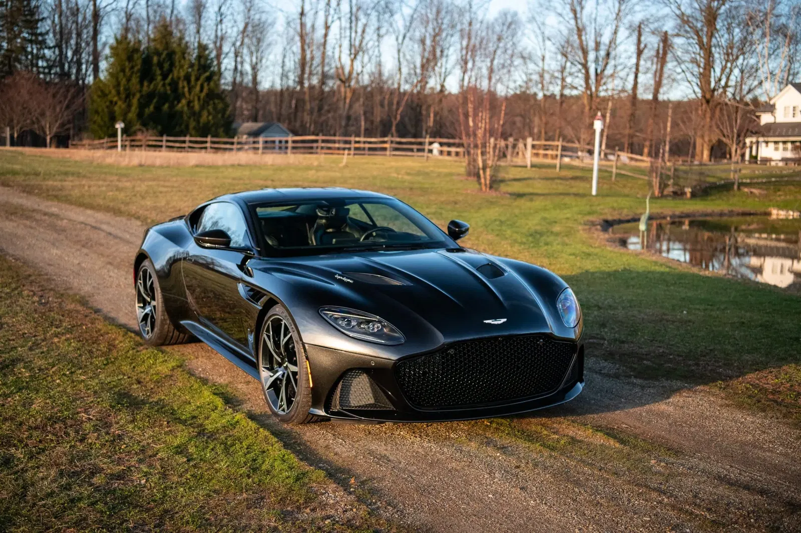 2021 Aston Martin DBS Superleggera 007 Edition