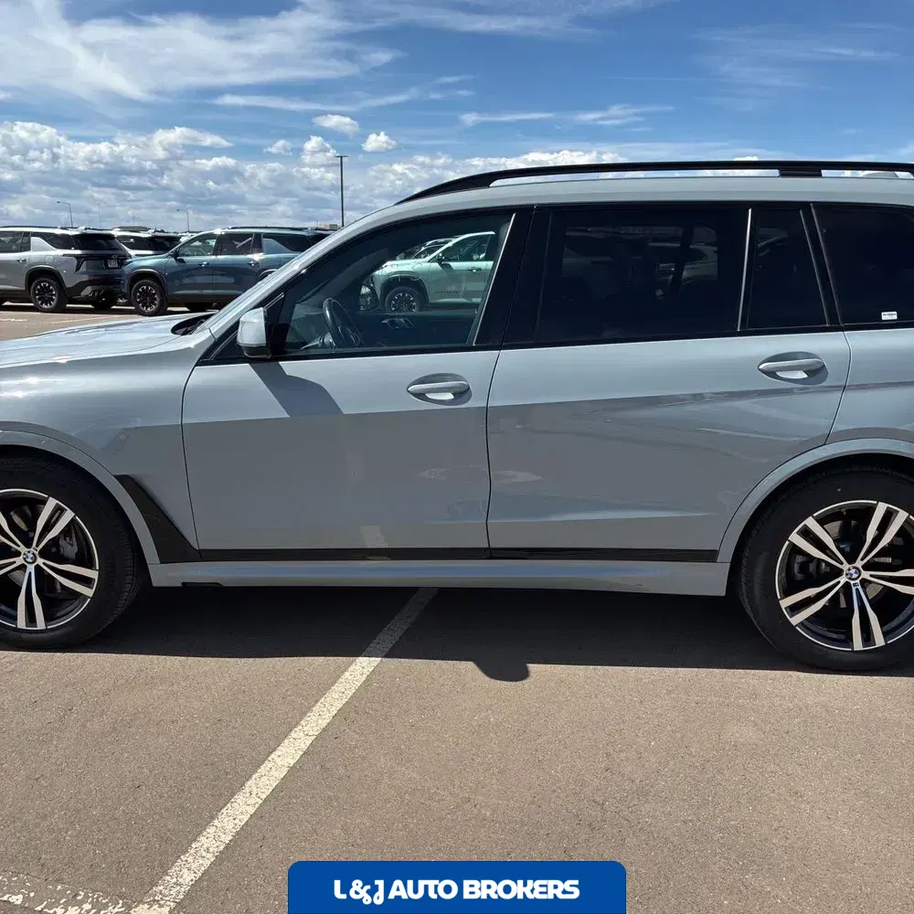 2024 BMW X7 XDrive40i