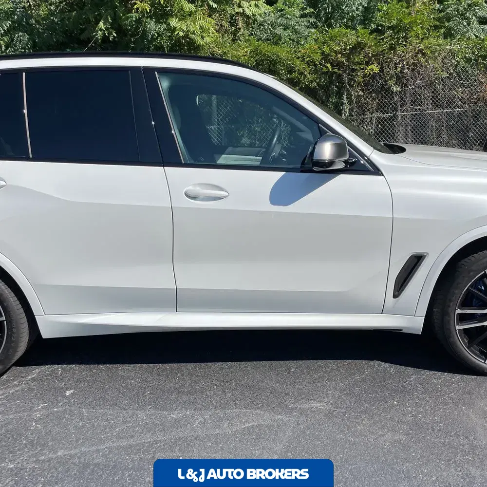 2023 BMW X5 M50i