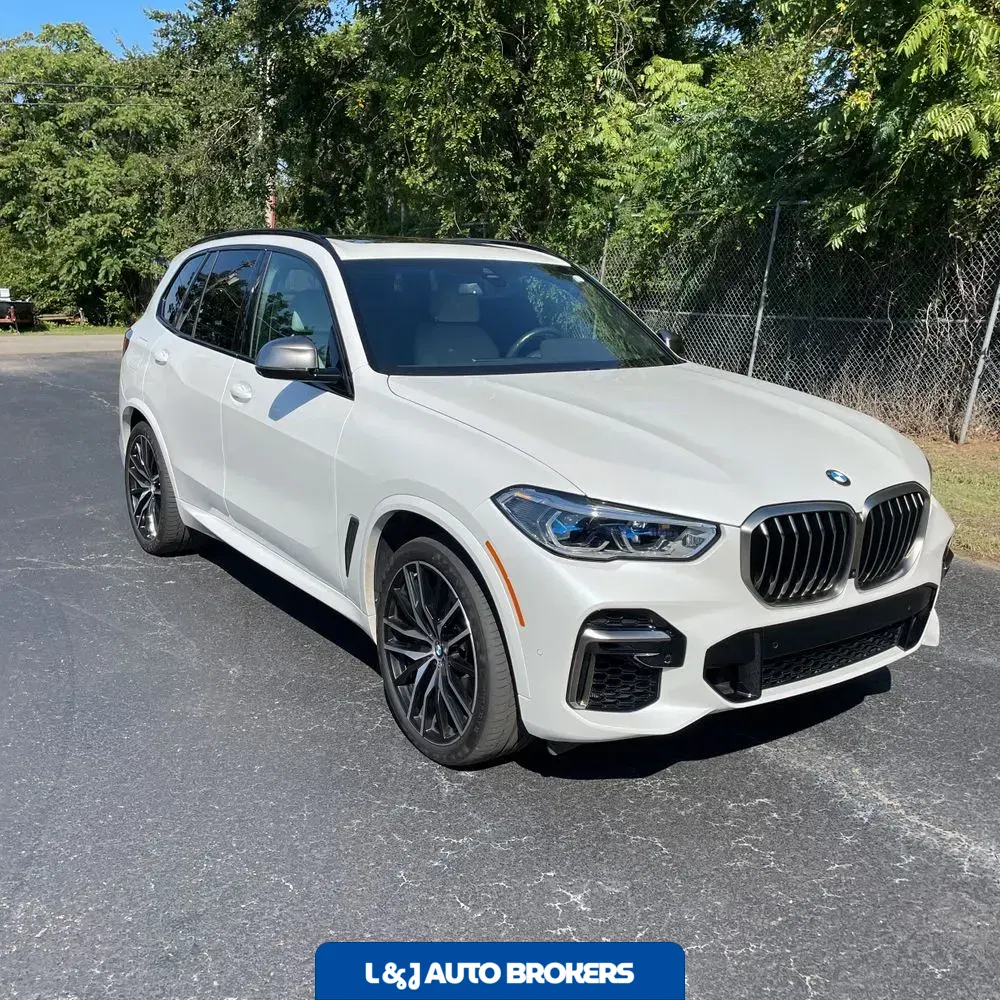 2023 BMW X5 M50i