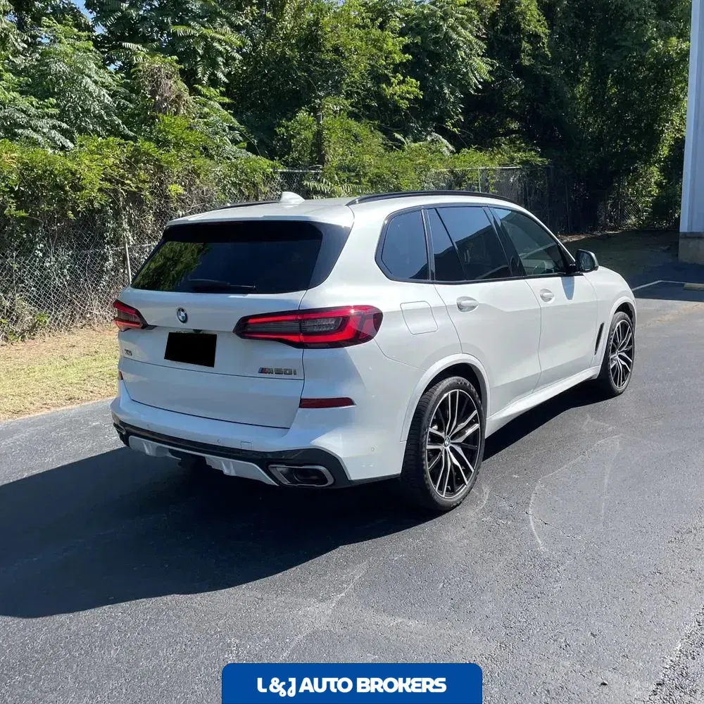 2023 BMW X5 M50i