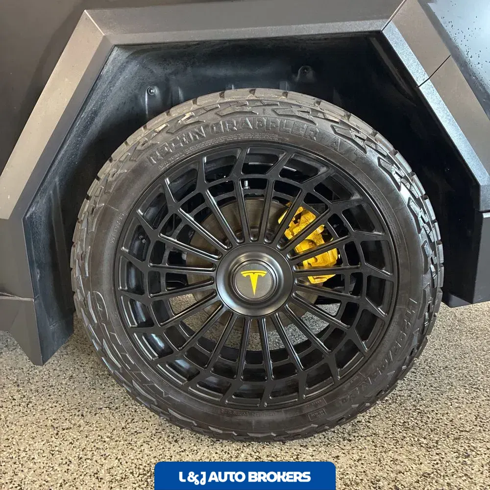 2024 Tesla Cybertruck Base