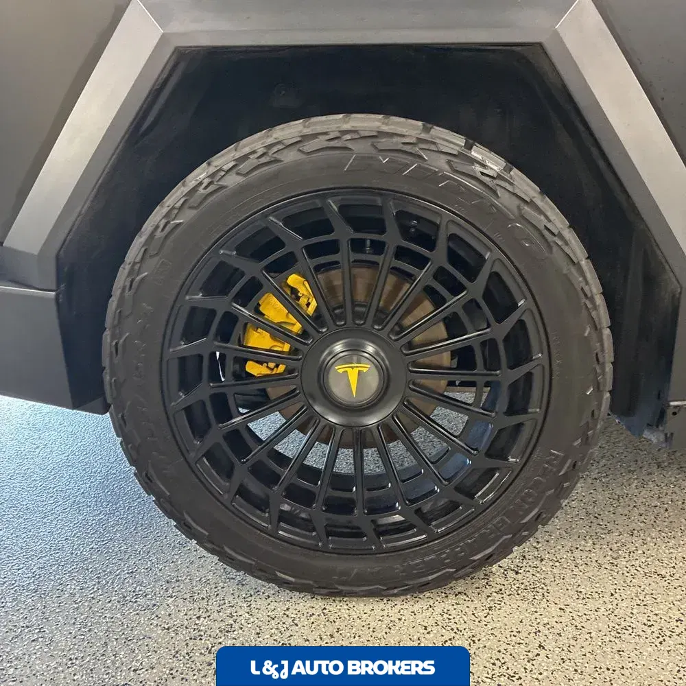 2024 Tesla Cybertruck Base