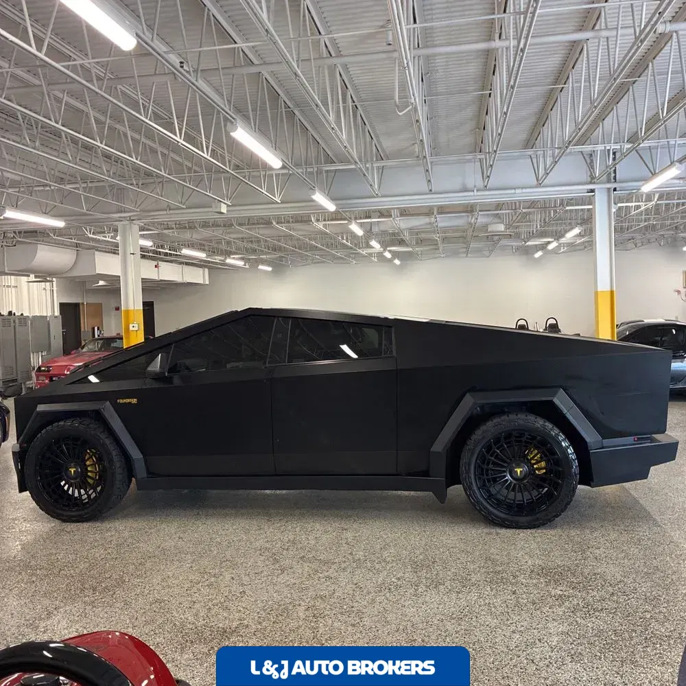 2024 Tesla Cybertruck Base