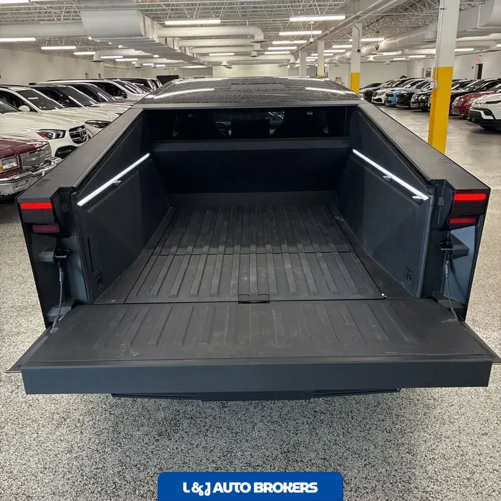 2024 Tesla Cybertruck Base