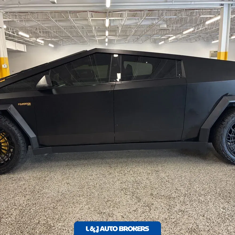 2024 Tesla Cybertruck Base