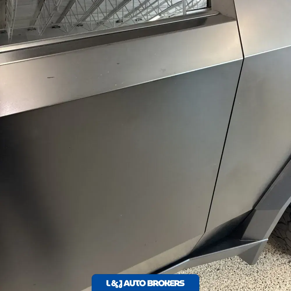 2024 Tesla Cybertruck Base