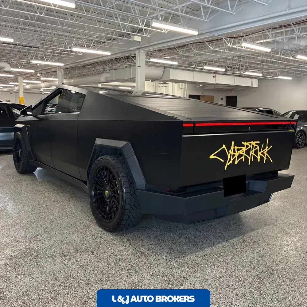 2024 Tesla Cybertruck Base