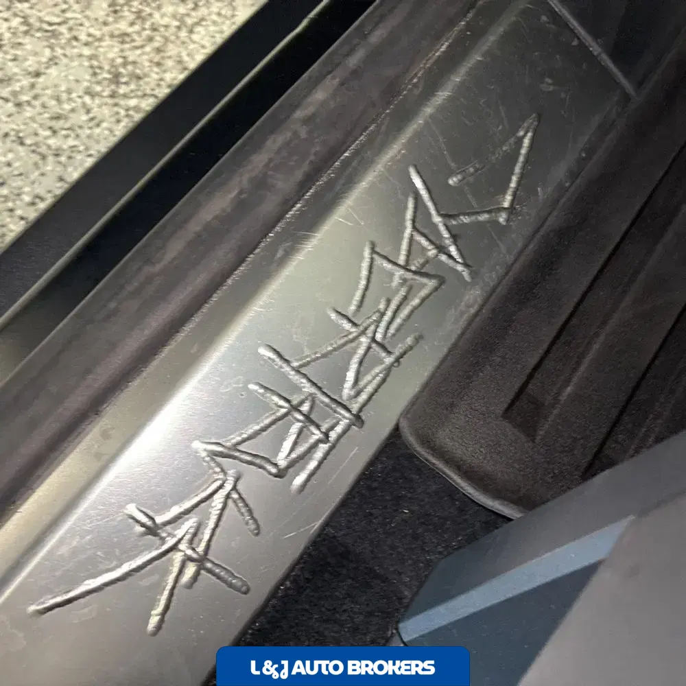 2024 Tesla Cybertruck Base
