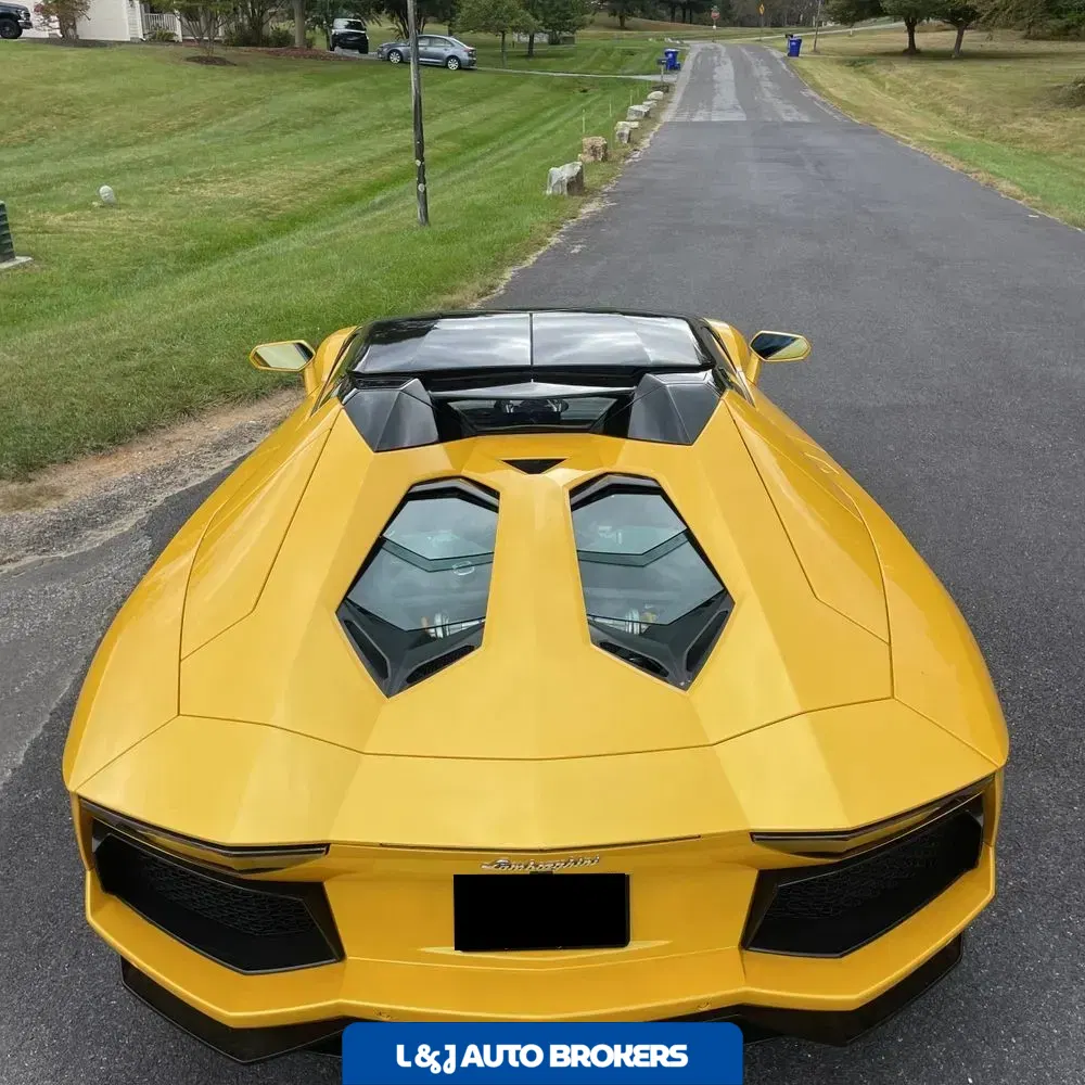 2014 Lamborghini Aventador Base
