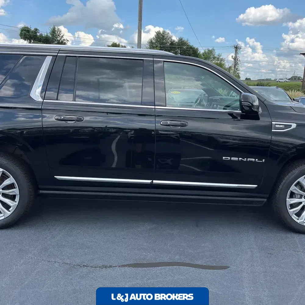 2022 GMC Yukon XL Denali