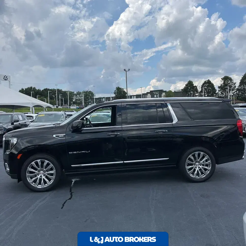 2022 GMC Yukon XL Denali