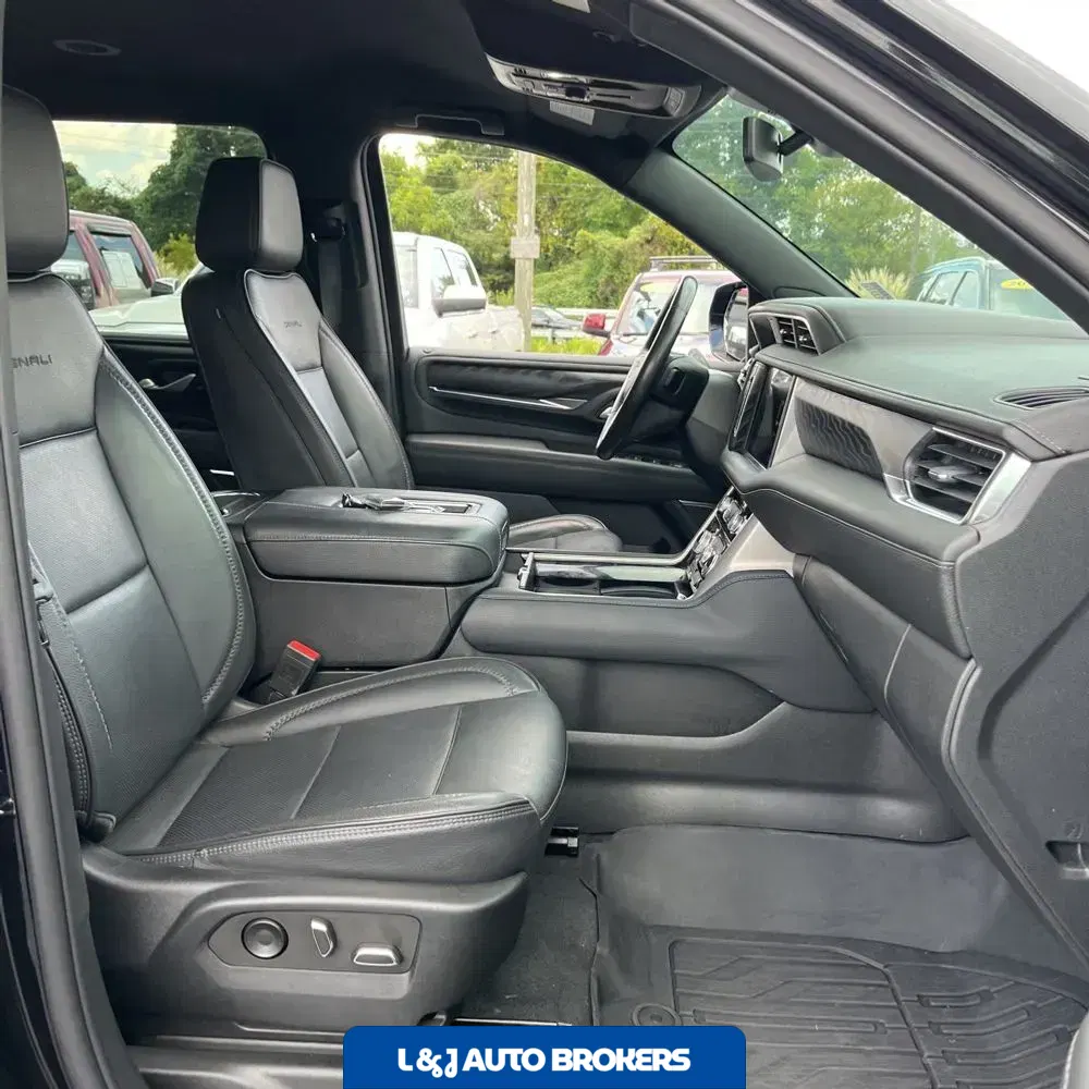 2022 GMC Yukon XL Denali