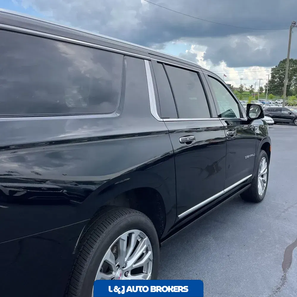 2022 GMC Yukon XL Denali