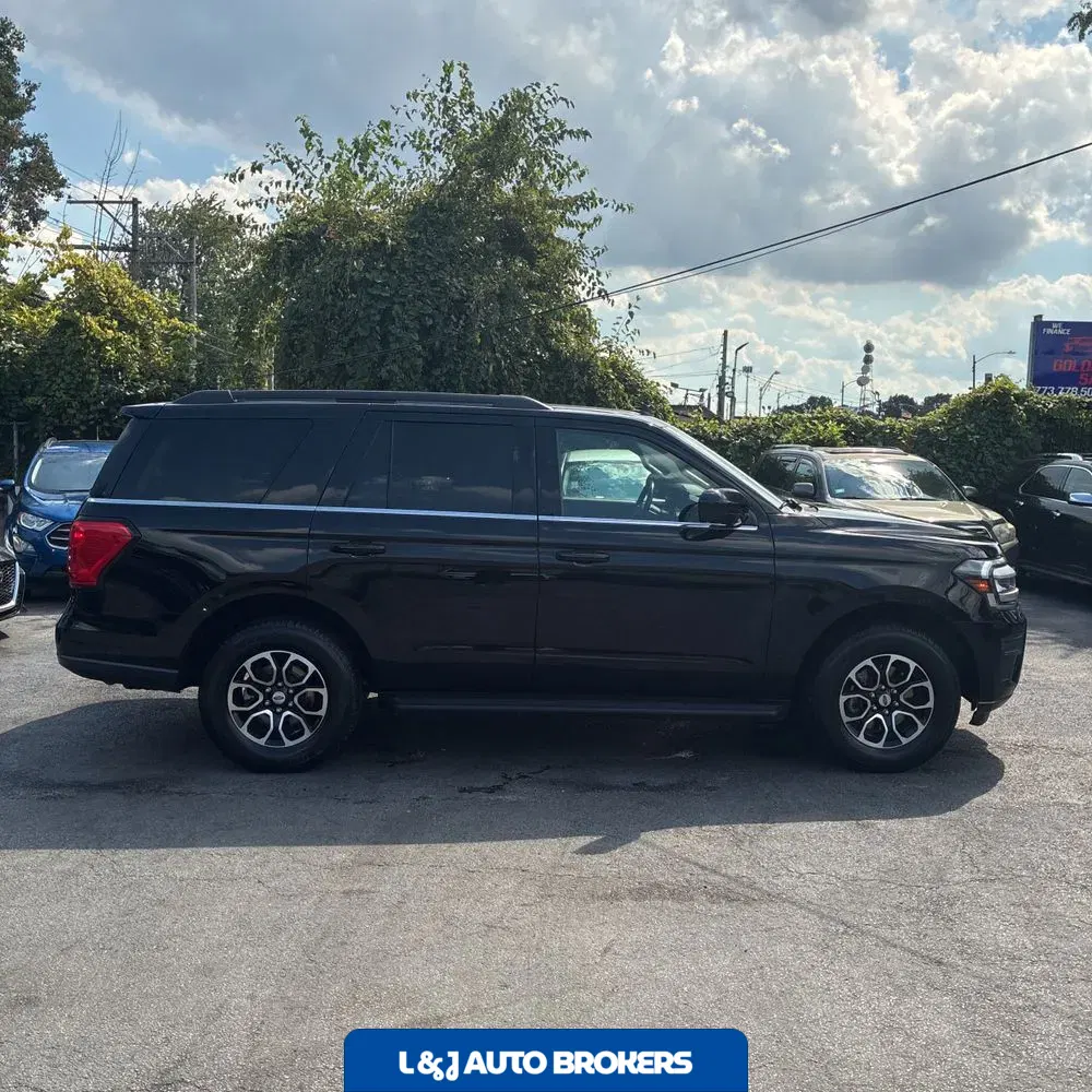 2024 Ford Expedition XLT