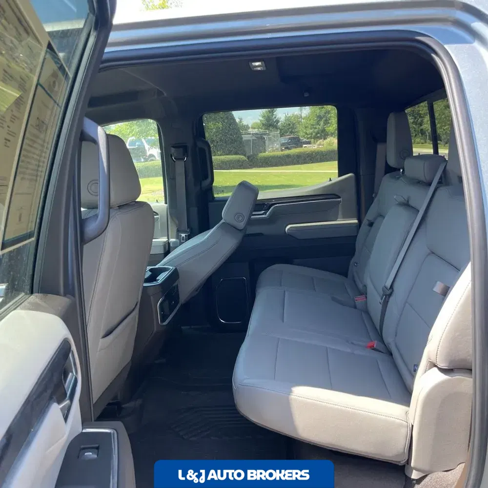 2024 Chevrolet Silverado 1500 LTZ