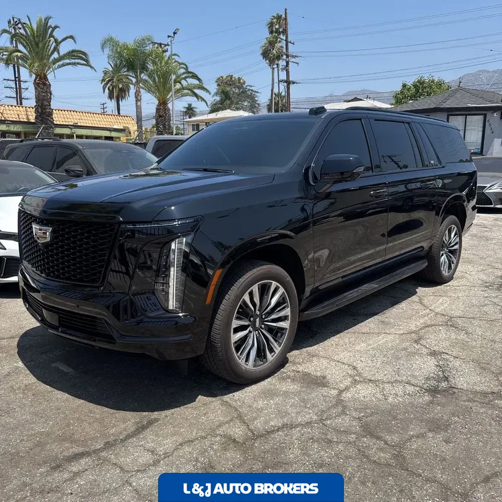 2025 Cadillac Escalade ESV Sport