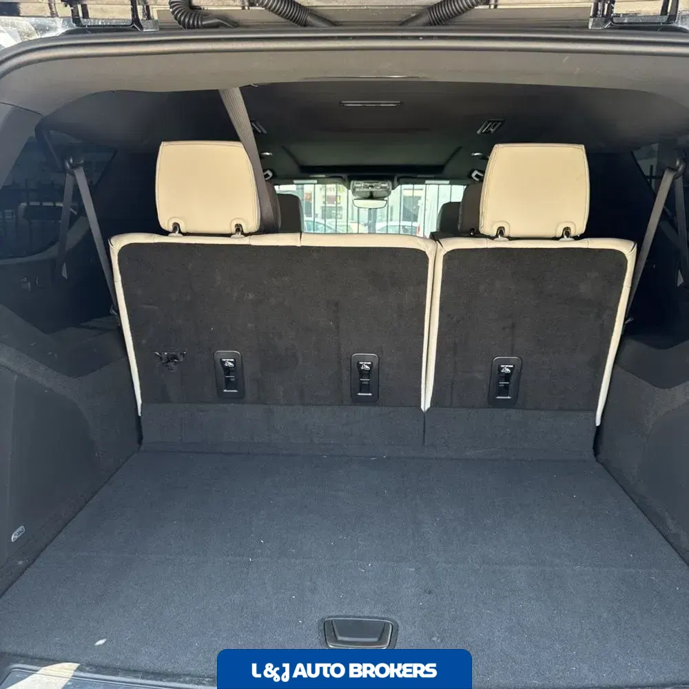 2025 Cadillac Escalade ESV Sport