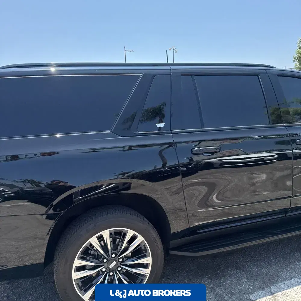 2025 Cadillac Escalade ESV Sport
