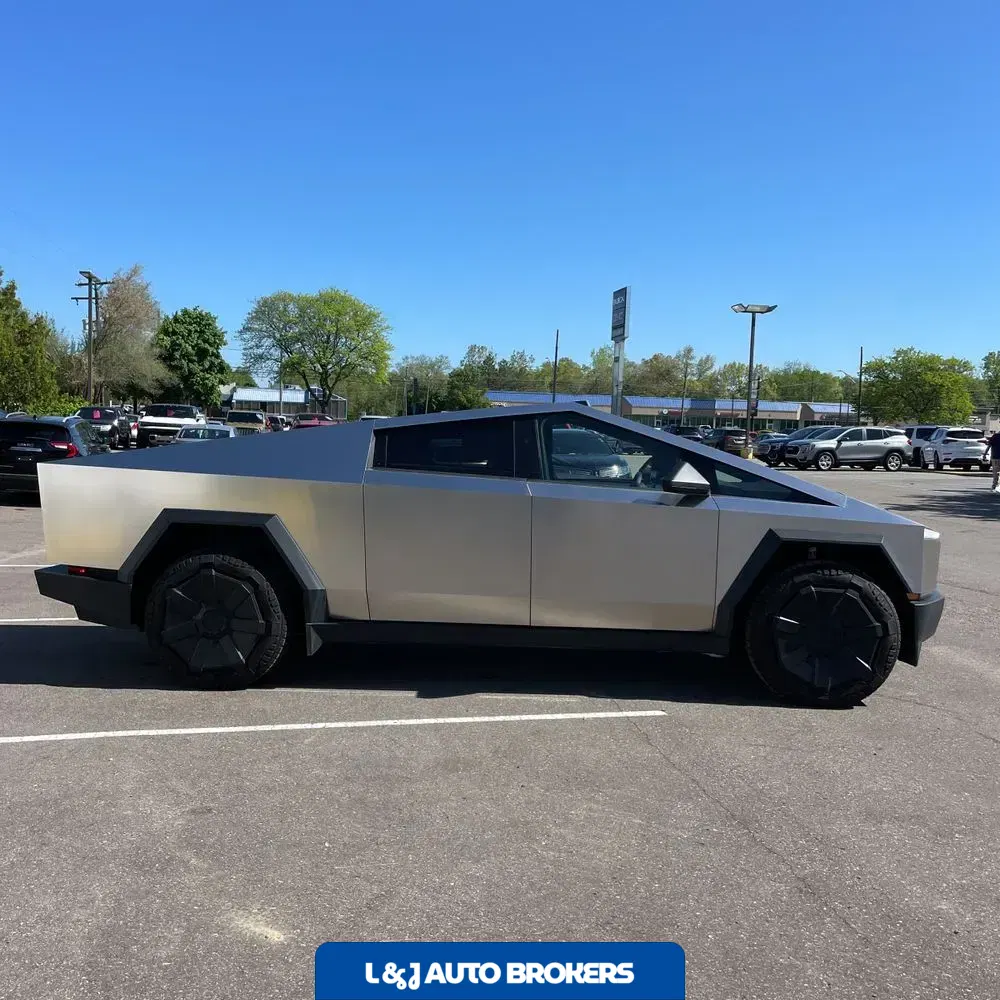 2024 Tesla Cybertruck CyberBeast