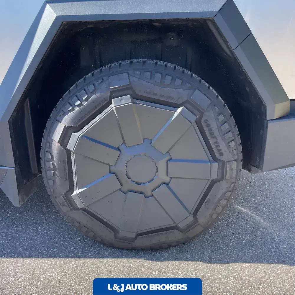 2024 Tesla Cybertruck CyberBeast