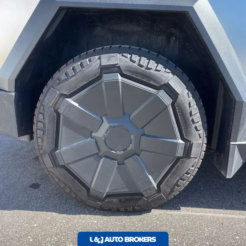 2024 Tesla Cybertruck CyberBeast