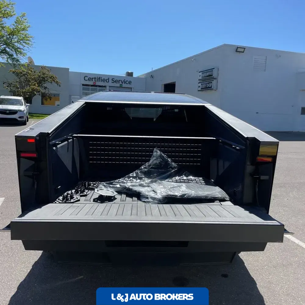 2024 Tesla Cybertruck CyberBeast